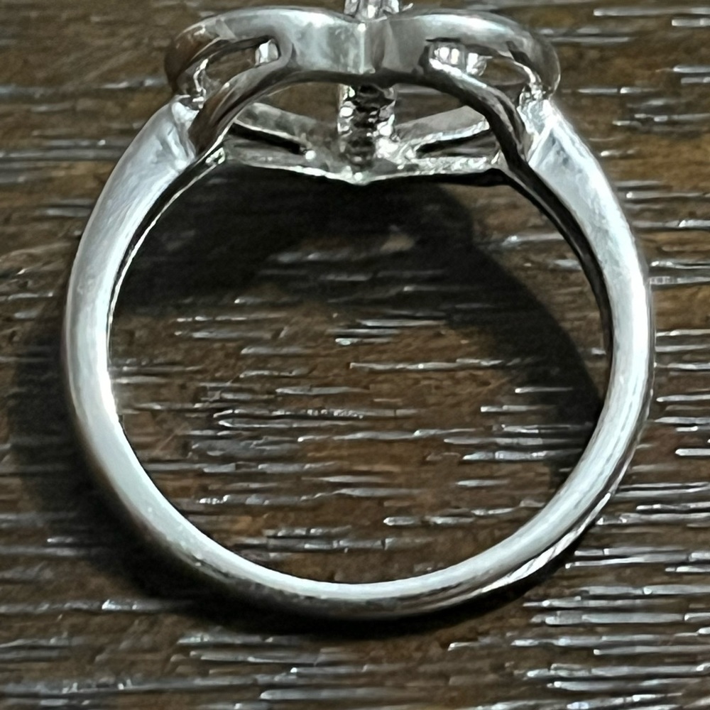 Heart Shape With Cross In Middle Fashion Ring In Size 6.5 - Picture 4 of 7